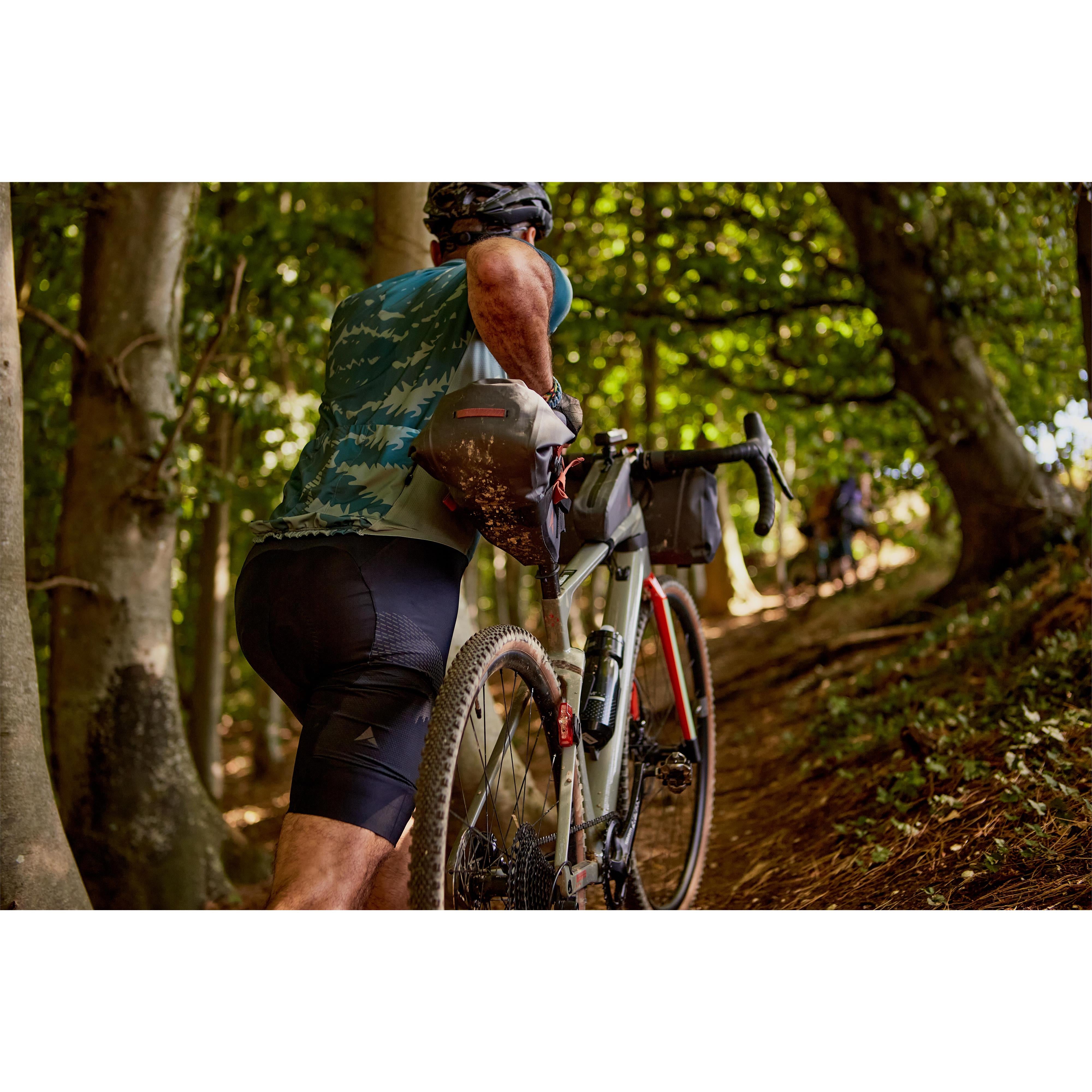 Altura bike clothing online